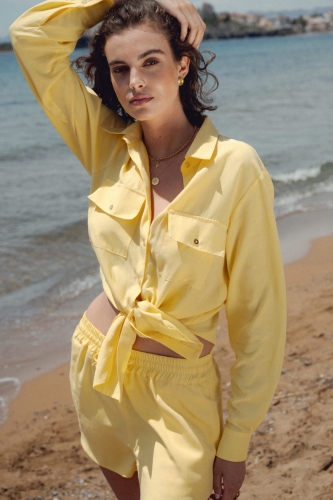 MIA YELLOW
